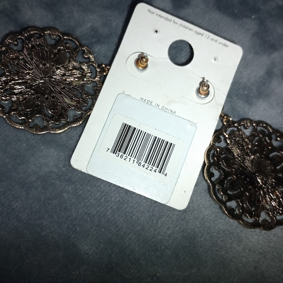 New Beaded Earrings - Picture 4 of 4